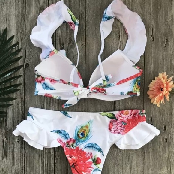 Floral ruffle bikini set - Picture 3 of 4